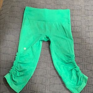 Lulu lemon crop pants